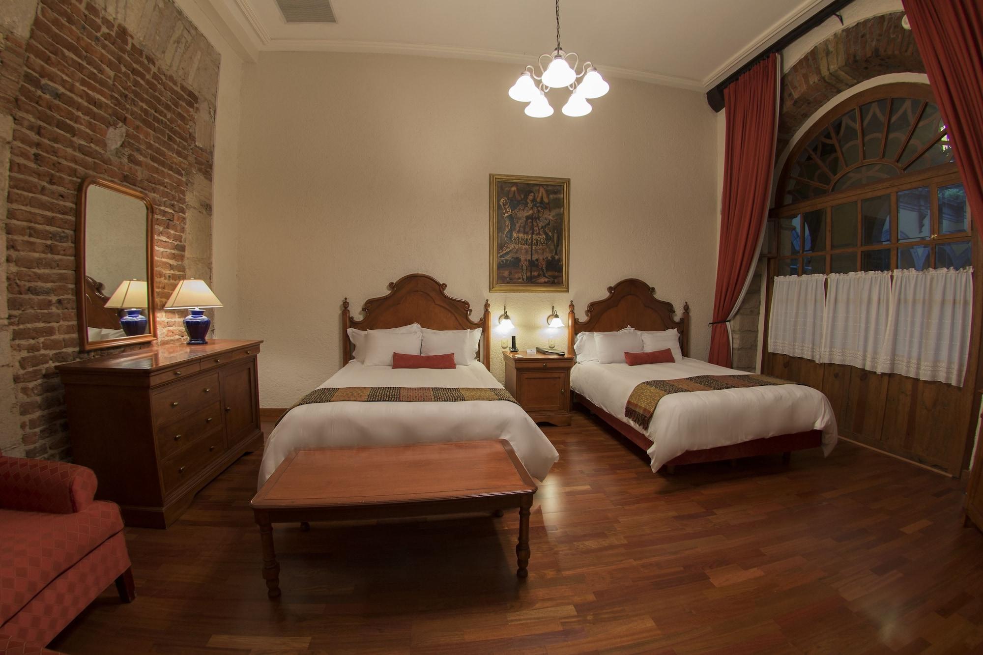 Hotel Los Juaninos Morelia Exterior photo