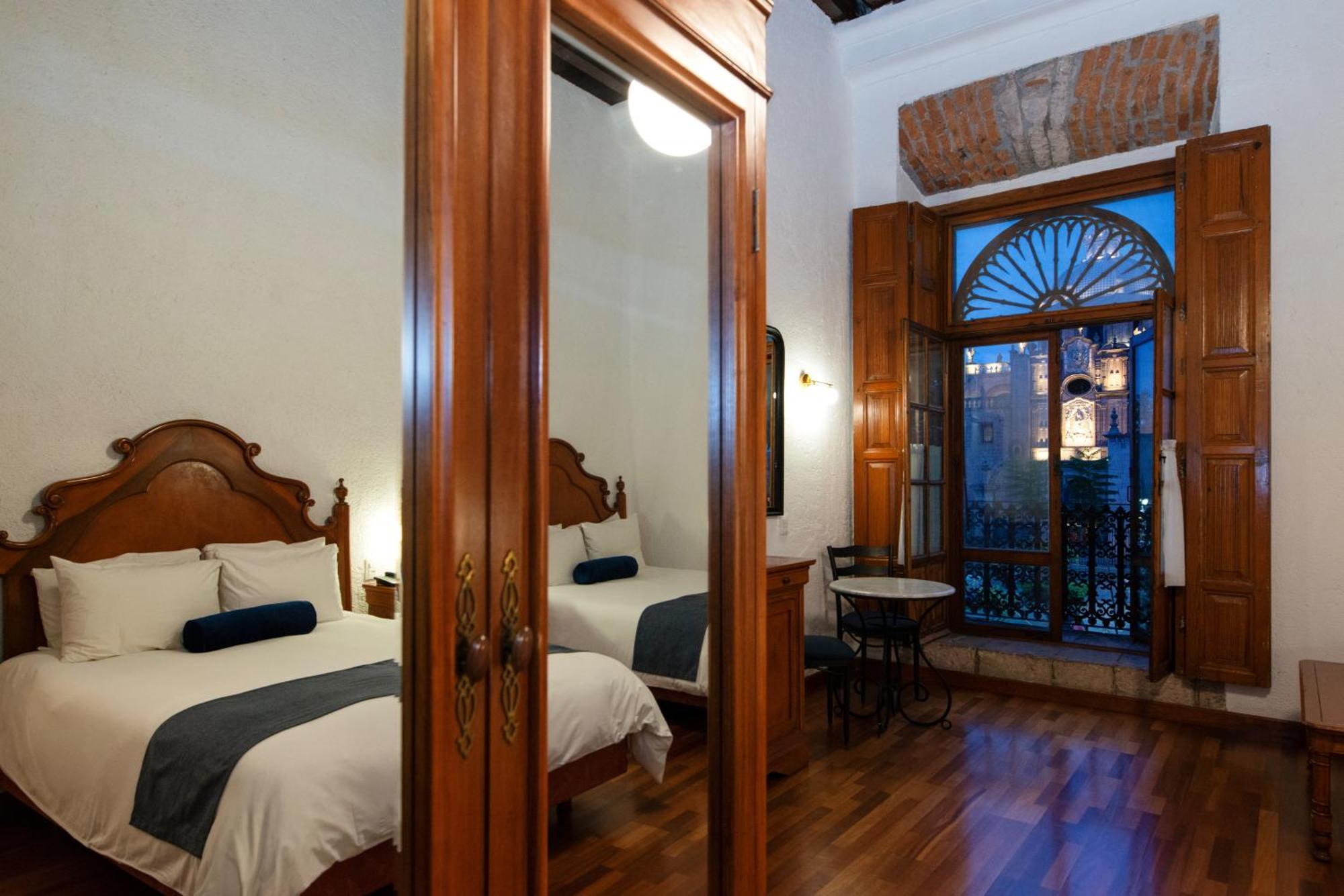 Hotel Los Juaninos Morelia Exterior photo