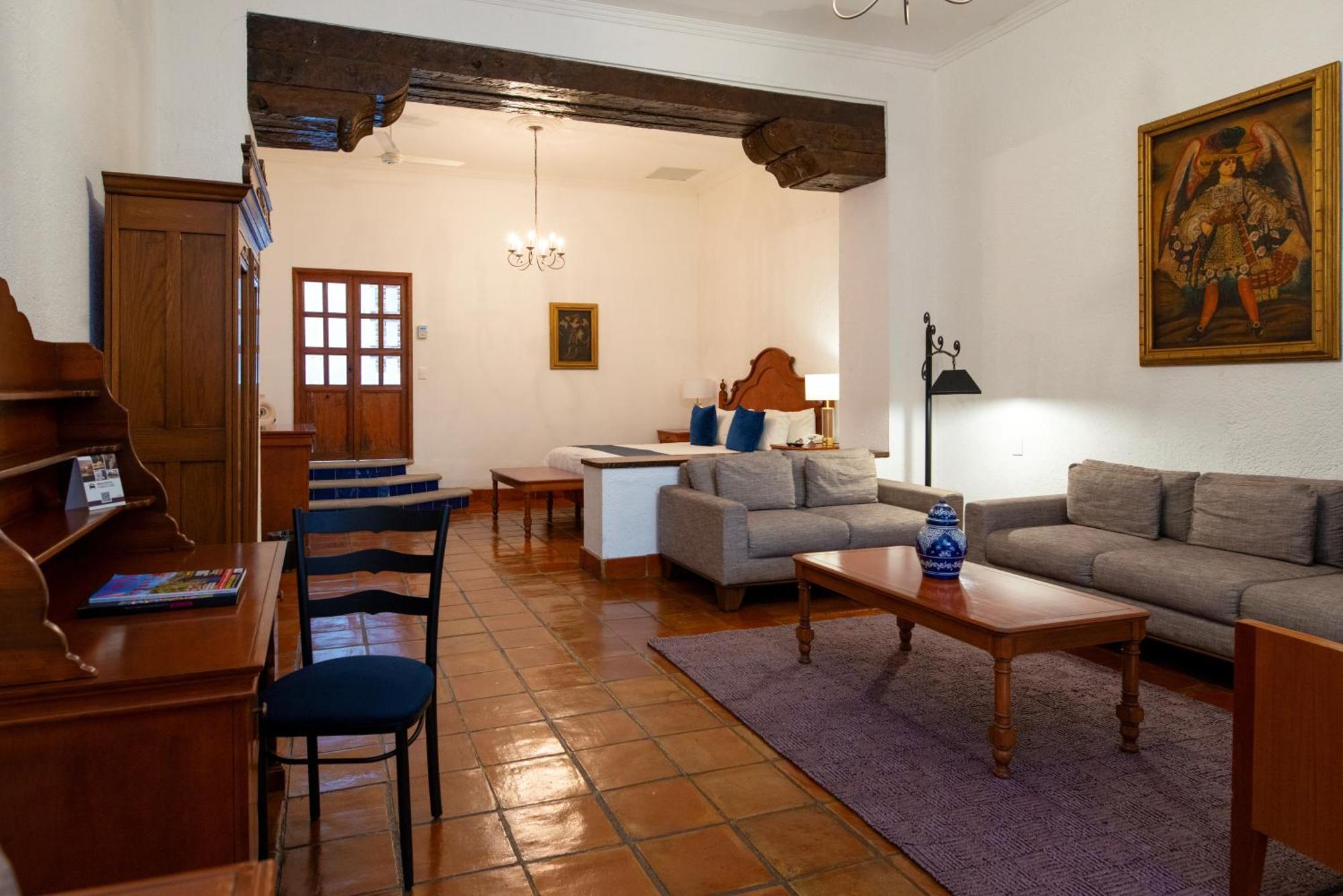 Hotel Los Juaninos Morelia Exterior photo
